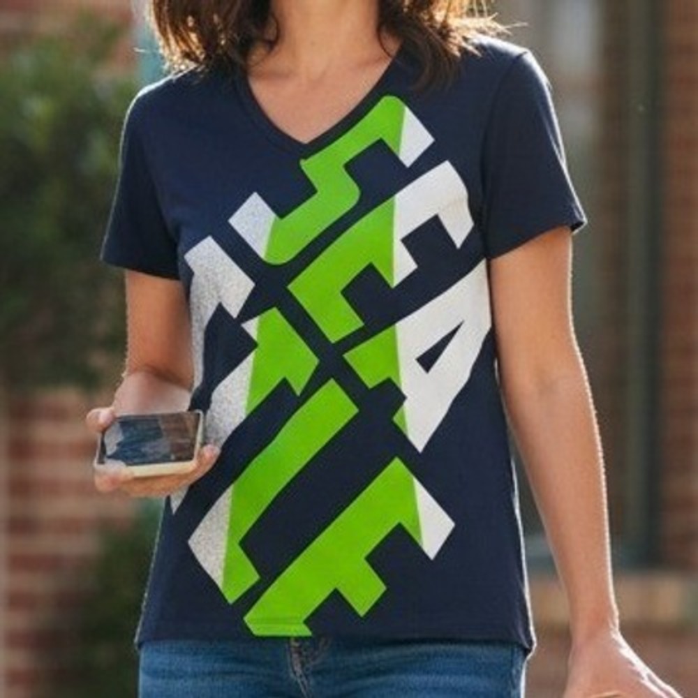 Lady 12 Graphic V Neck Top Womens XL Navy Green Geometric Stretch Tee